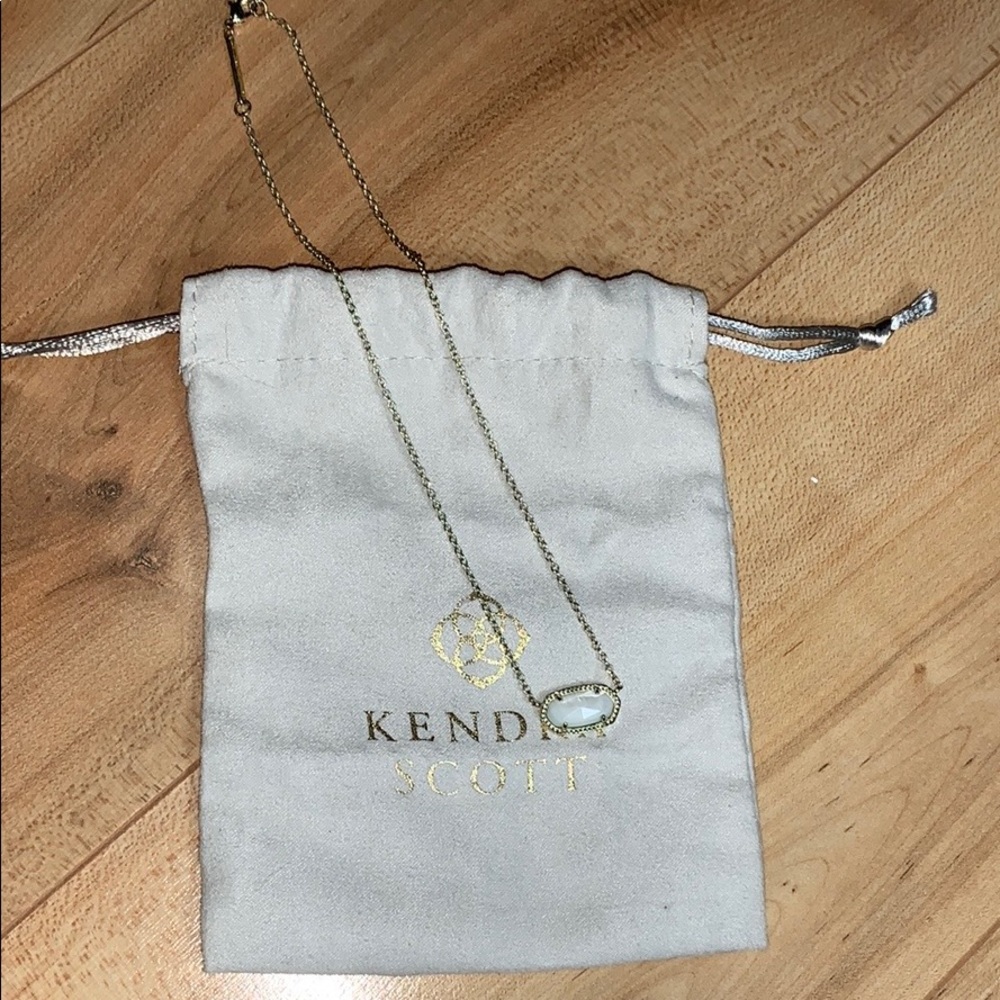 Kendra Scott Elisa Pendant Necklace